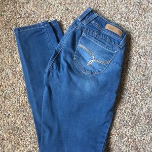 Wanna Betta Butt? Medium wash YMI skinny jeans